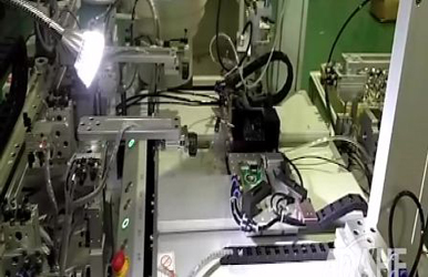全自動汽車電子專用自動焊錫機視頻
